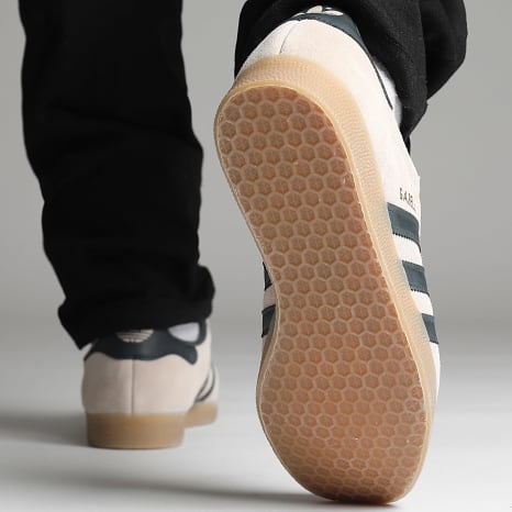 Adidas Originals - Baskets Gazelle IG6199 Wonder Taupe Night Indigo Gum3