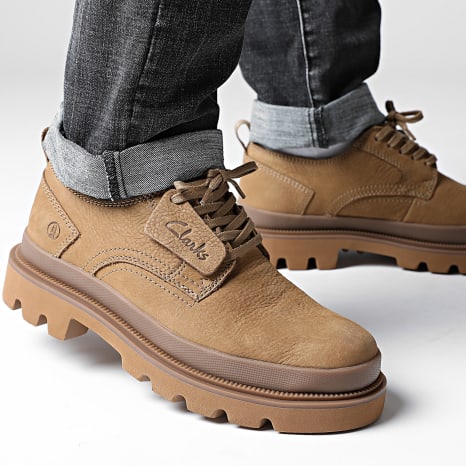 Clarks - Badell Lace Dark Sand Nubuck Shoes - Ryses