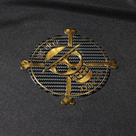 One Piece - Camiseta Collector Jersey One Piece Mugiwara Back Negro Dorado