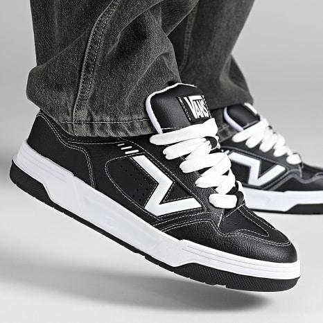 Vans - Zapatillas Upland D25BZW1 Negro Blanco