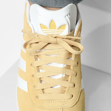 Adidas Originals - Baskets Gazelle JH5382 Oat Footwear White Gold Metallic