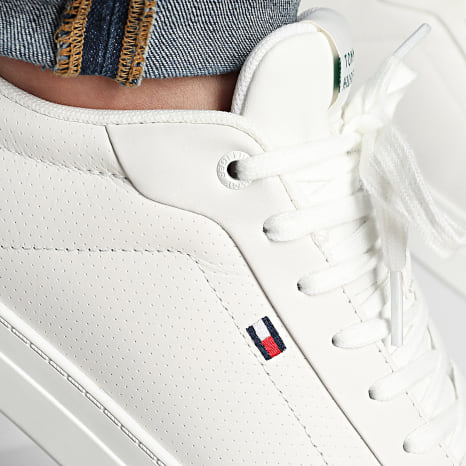 Tommy Hilfiger - Icon Court Pinperf Leer 5483 Ecru Sneakers