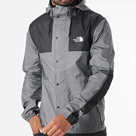 The North Face - Cortavientos Capucha Mountain A5IG3 Gris Antracita Negro
