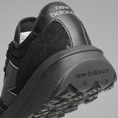 New Balance - 370 U370AJ Zwarte sneakers