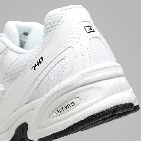 New Balance - Sapatilhas 740 White Black