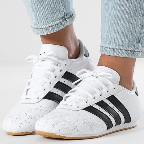Adidas Originals - Vrouwen Taekwondo Kant J JR6806 Schoeisel Wit Kern Zwart Gum 3 Sneakers