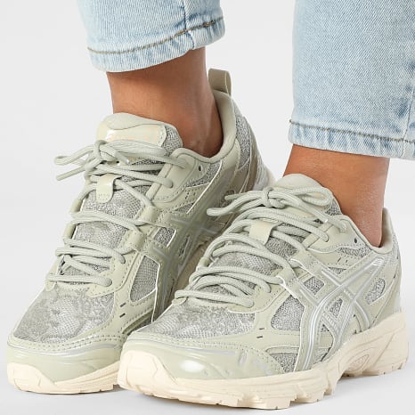 Asics - Sneakers Femme Gel Nunobiki 1203A597 Dried Leaf Green Pure