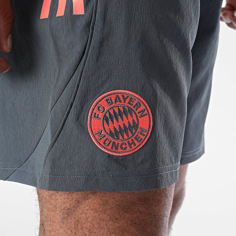 Adidas Sportswear - Short Jogging FC Bayern Munich KA3863 Gris Anthracite Orange Fluo