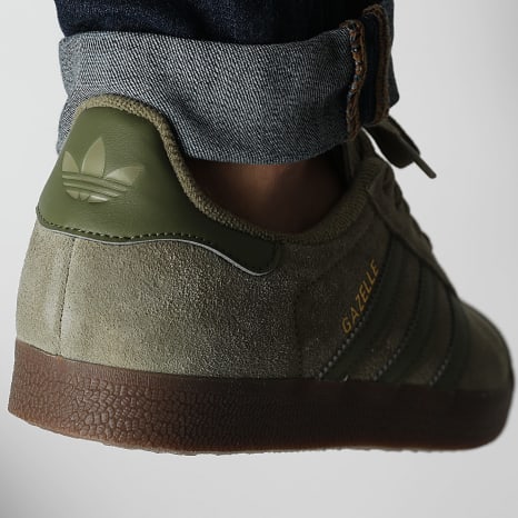  Gazelle オリーブ スニーカー Adidas Originals - Gazelle Sneakers JR6288 Orbit Green Focus Olive