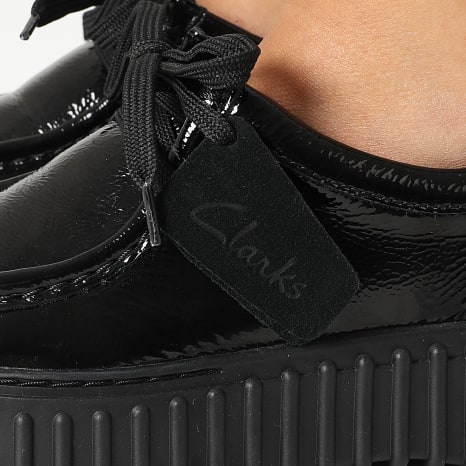 Clarks - Chaussures Femme Torhill Bee Black Patent