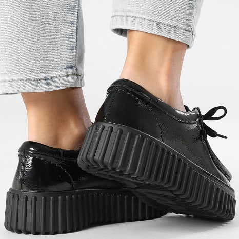 Clarks - Chaussures Femme Torhill Bee Black Patent