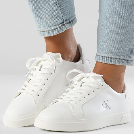 Calvin Klein - Mujer Low Pro Cups Piel 2823 Zapatillas Triple Blanco Brillante