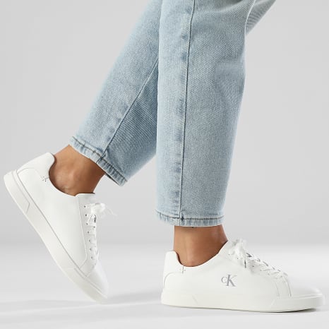 Calvin Klein - Mujer Low Pro Cups Piel 2823 Zapatillas Triple Blanco Brillante
