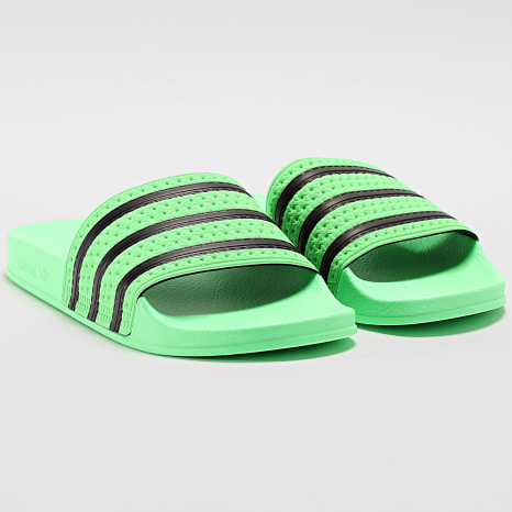Adidas Originals - Claquettes Adilette JR3621 Vert Clair