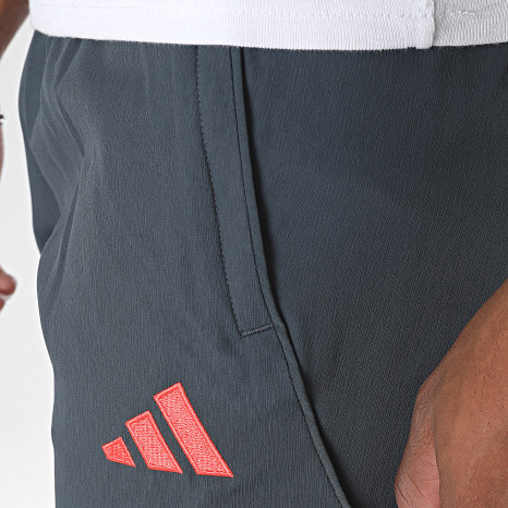 Adidas Sportswear - Pantalon Jogging FC Bayern Munich JZ3487 Gris Anthracite Rouge
