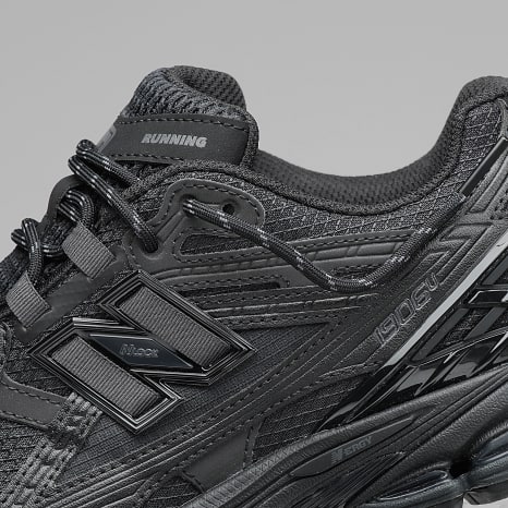 New Balance - Baskets 1906U Triple Black