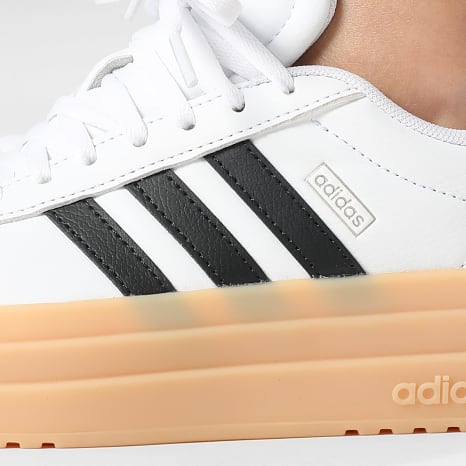 Adidas Sportswear - Baskets Femme Bold 3 Stripes White Black Beige