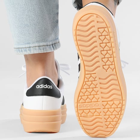 Adidas Sportswear - Baskets Femme Bold 3 Stripes White Black Beige