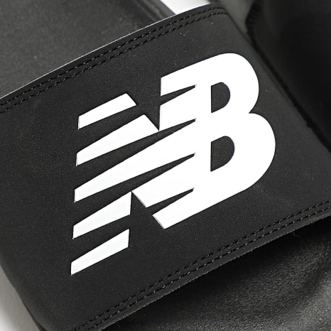 New Balance - Chanclas SUF200A3 Negro