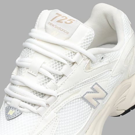 New Balance - Baskets 725 ML725CH White Beige