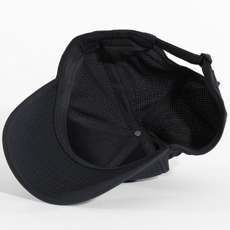 Under Armour - Casquette 1383440 Noir