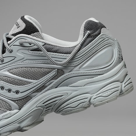 Saucony - Baskets Progrid Omni 9 Grey