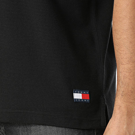 Tommy Jeans - Polo Manches Courtes Regular Fit Waffle 2703 Noir
