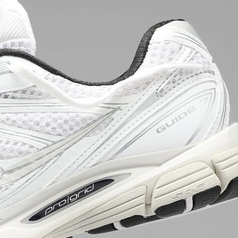 Saucony - Baskets Progrid Guide 7 White Black