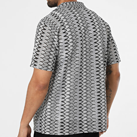 Frilivin - Camisa Manga Curta Crochê 610 Cinza Preto