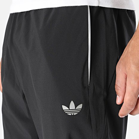 Adidas Originals - Pantalon Jogging Tech Trefoil Essentials KS5686 Noir