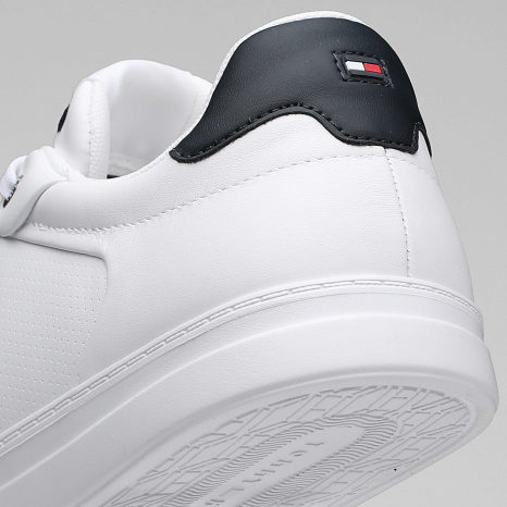 Tommy Hilfiger - Baskets Icon Court Light Leather 5946 White