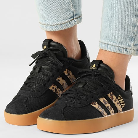 Adidas Sportswear - Baskets Femme VL Court 3.0 JP5355 Core Black Shadow Brown Matte Gold