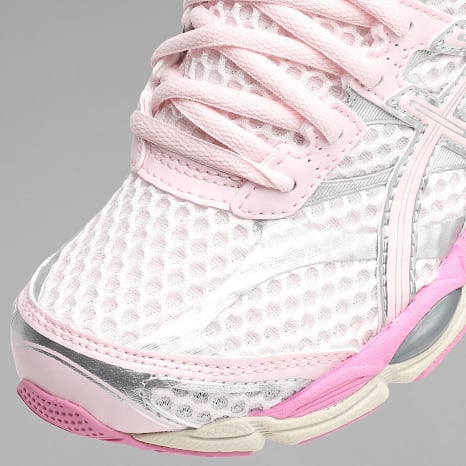 Asics - Baskets Femme Gel Cumulus 16 1203A933 Pale Pink Pink Salt