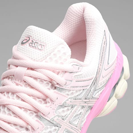 Asics - Baskets Femme Gel Cumulus 16 1203A933 Pale Pink Pink Salt