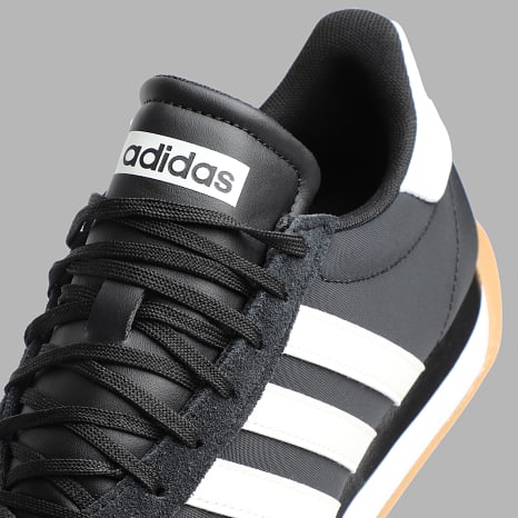 Adidas Sportswear - Baskets Runvista KJ7202 Core Black Core White Gum 3