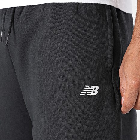New Balance - Pantalon Jogging Relaxed Fit MP53506 Noir