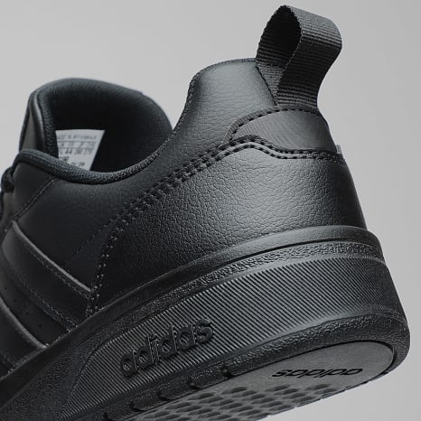 Adidas Performance - Zapatillas Courtwave KI9955 Negro Básico