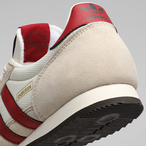 Adidas Originals - Baskets R71 JR2011 Off White Team Victory Red Wonder Beige
