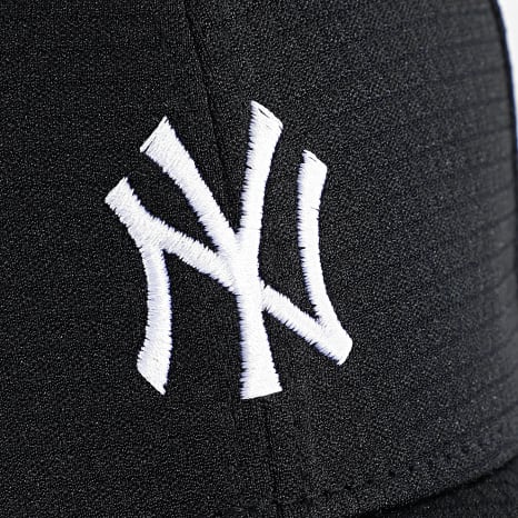 New Era - Casquette Fitted Stretch Mesh 39Thirty NY New York Yankees 60915824 Noir
