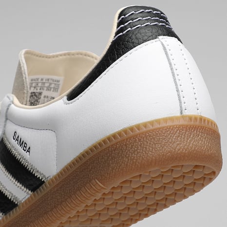 Adidas Originals - Baskets Samba OG KK2275 Footwear White Core Black Gum 4