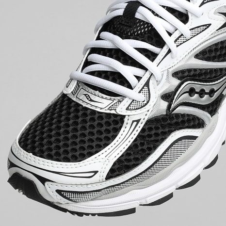 Saucony - Baskets Progrid Omni 9 Black White
