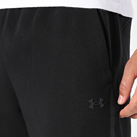 Under Armour - Pantalon Jogging Unstoppable 6013427 Noir