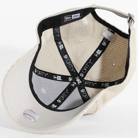 New Era - Casquette Velours Côtelé M-Crown Cord 9Forty NY New York Yankees 60916000 Beige