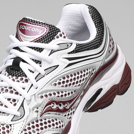 Saucony - Baskets Progrid Omni 9 White Maroon