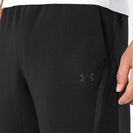 Under Armour - Pantalon Jogging Unstoppable 6013428 Noir