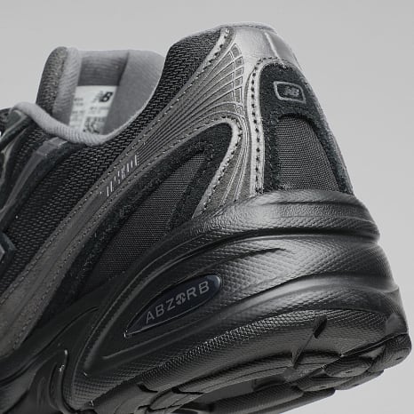 New Balance - Baskets 740 U7408XH Black
