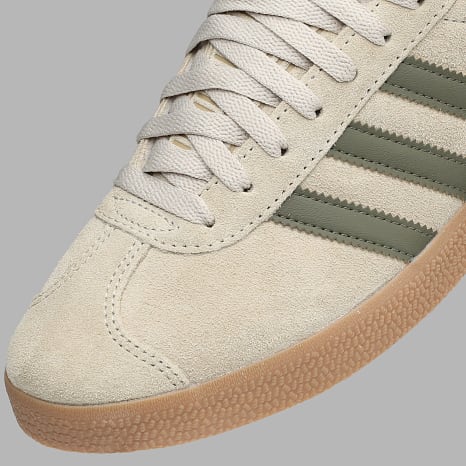 Adidas Originals - Baskets Gazelle KJ7683 Khaki Three Olive Strata Gum 4